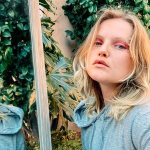 Meet your Posher, Mackenzee